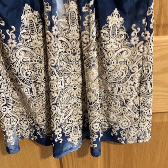 Boho top, tunic length - Picture 5 of 5